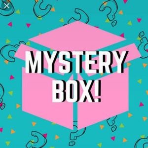XS 8-10 Item Mystery Box